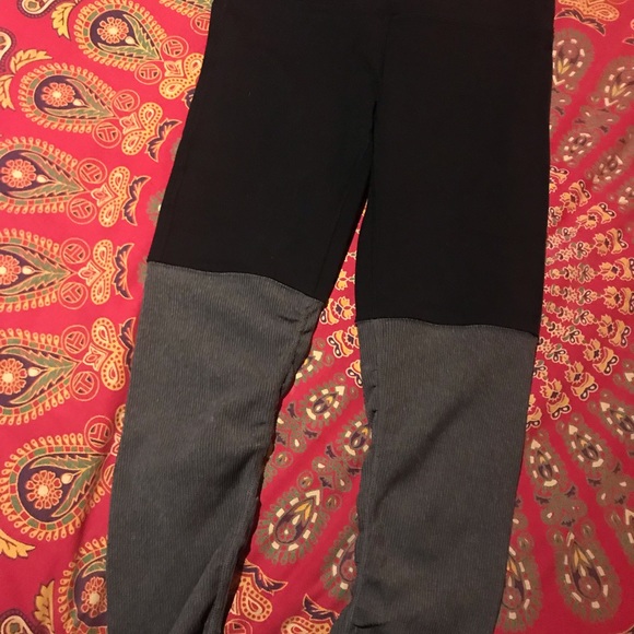 Alo goddess leggings - Picture 2 of 2